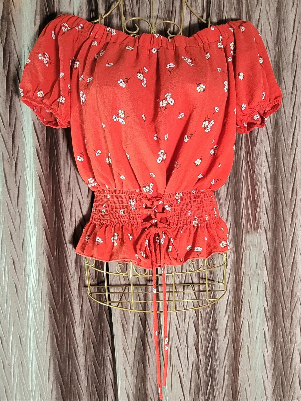 Chocolate USA Red Floral Off-Shoulder Top Smocked Cinched Waist Size S/M